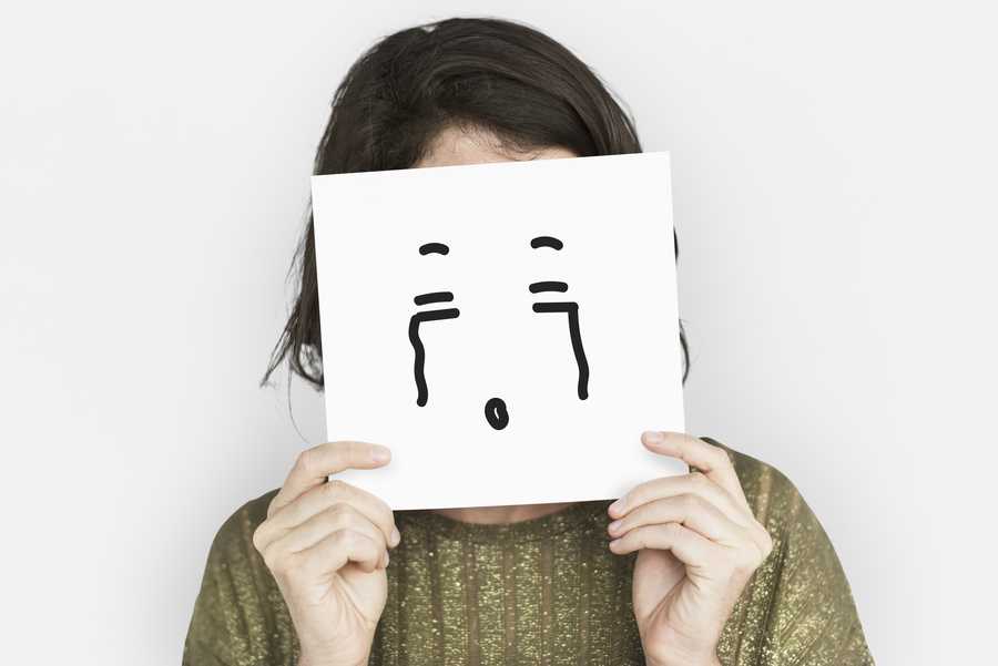 Dampak Toxic Positivity, Alasan Moms Perlu Berhenti Pura-pura Bahagia